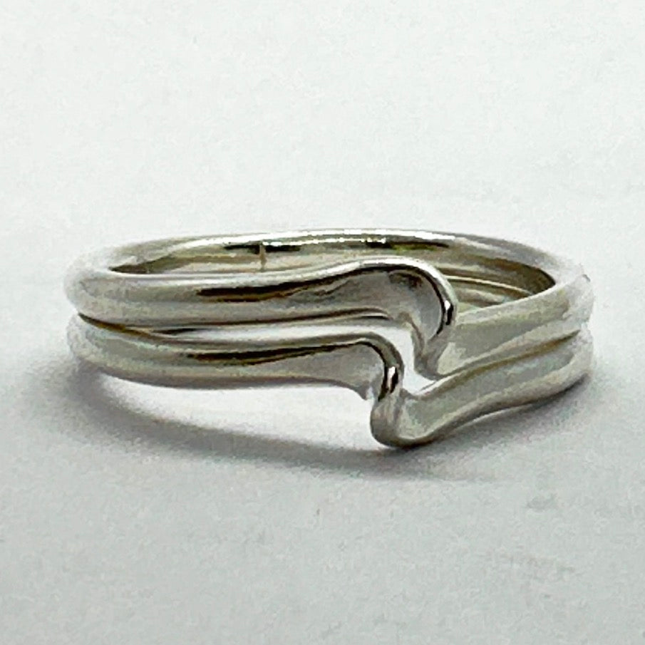Double Wave Ring