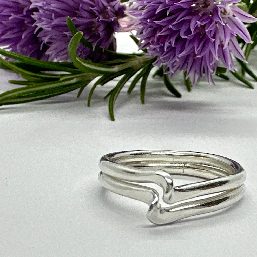 Double Wave Ring